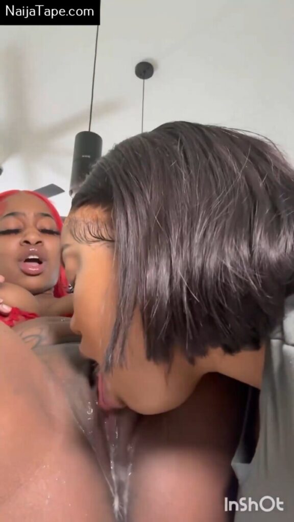 Lesbians Squirting and Screaming