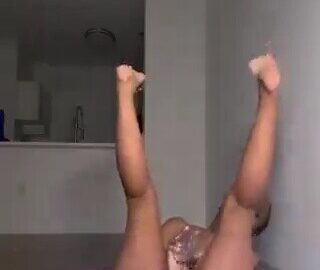 Babe Squirting From Dildo