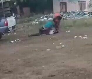 Zim Boy Practice Rough Sex on Girl in Public