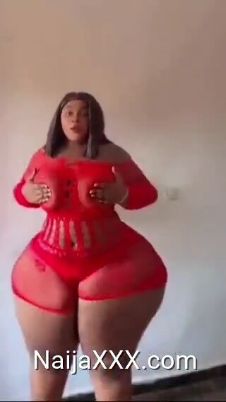 Misspackage254 Showing Off Her BBW Sexy Body