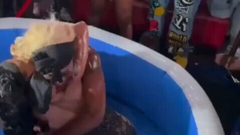 Big Ass Exposed As 2 Black Girls Fight Inside Pool