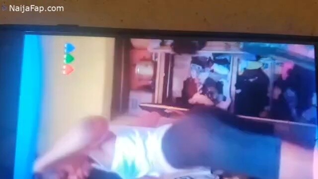 Slim Babe Twerking for Boyfriend