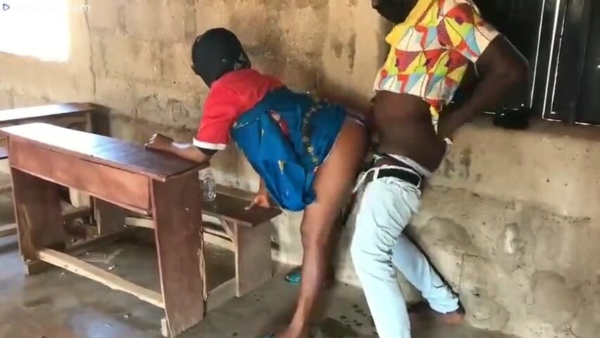 Teacher & Parent Fucking Inside Classroom After PTA Meeting
