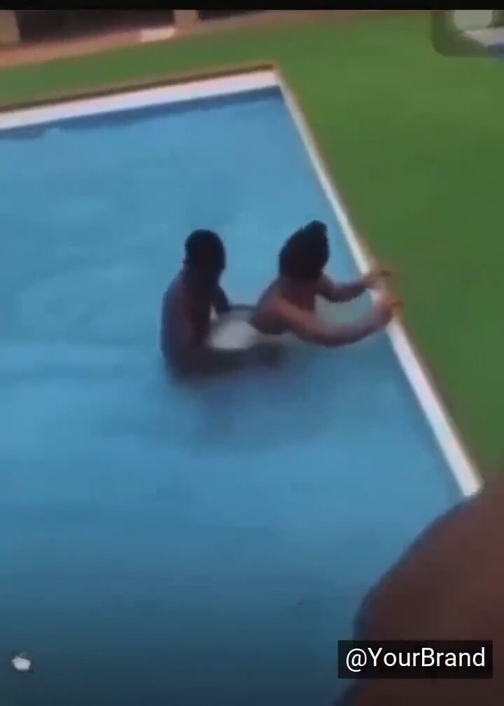 Horny Couple Fucking in The Pool