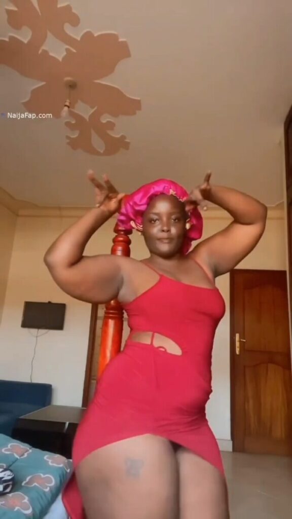 Aine Bintu Twerking
